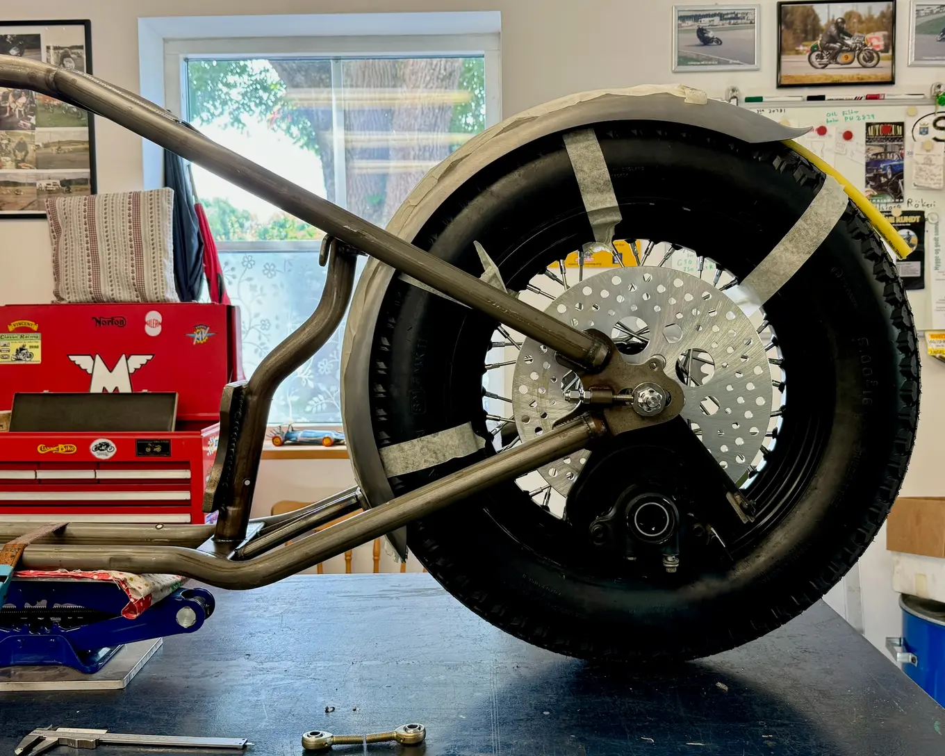 The rear disc and its carrier, seen from the drive side